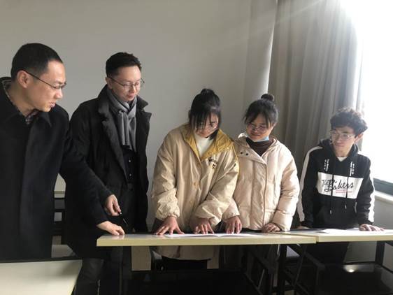 说明: b2cacb5b1a51697a1cc461e7d4eccaa